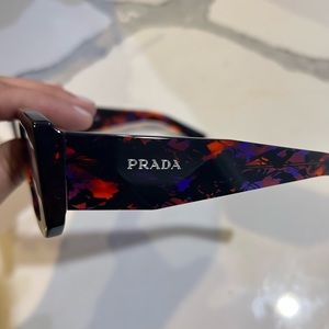 Prada Sunglasses PR 06YS